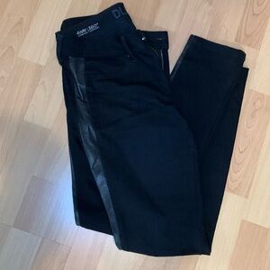 DL1961  Black Jeans